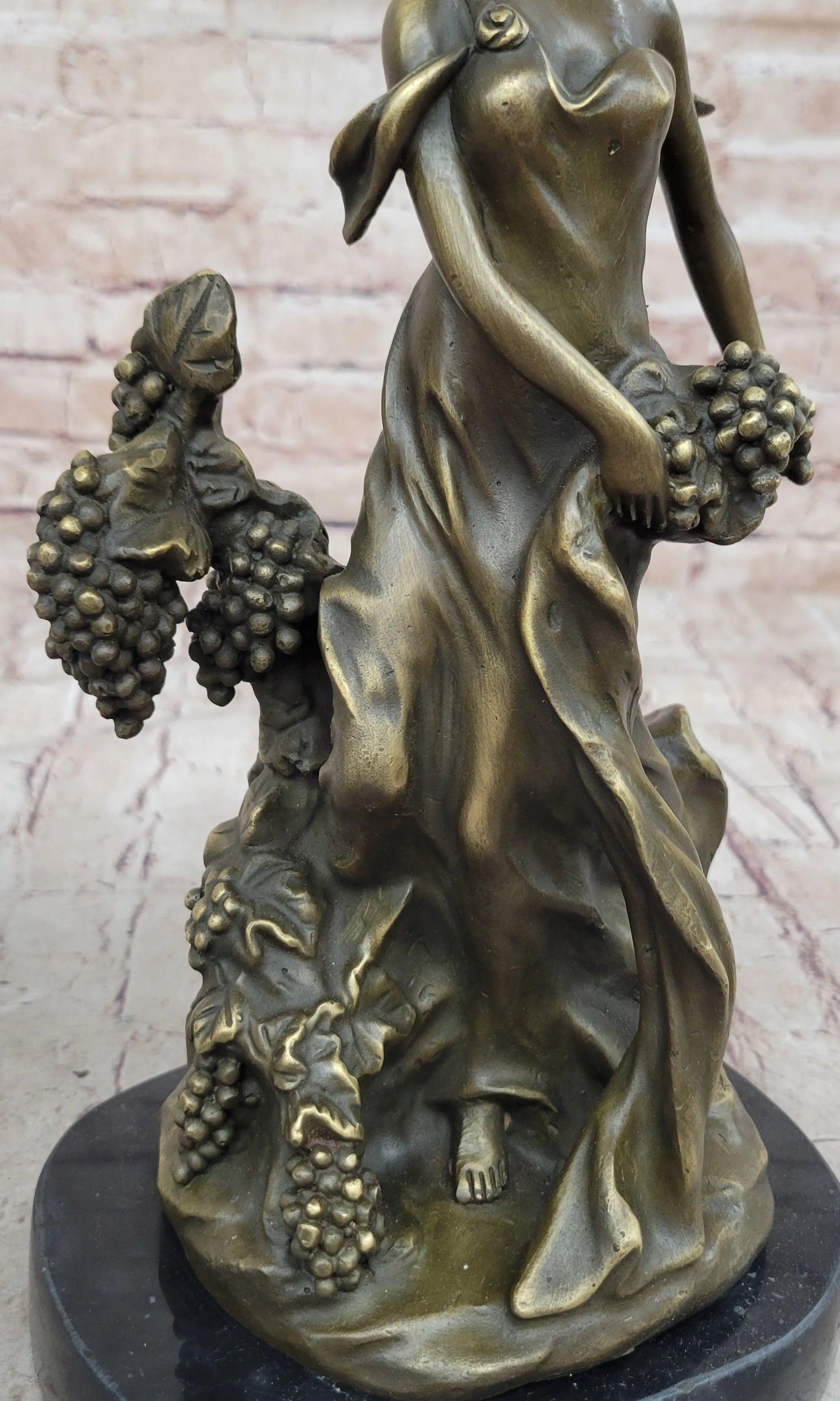 Bronze Sculpture of a Girl Harvesting Grapes - Wine Bacchus Dionysus Art Deco