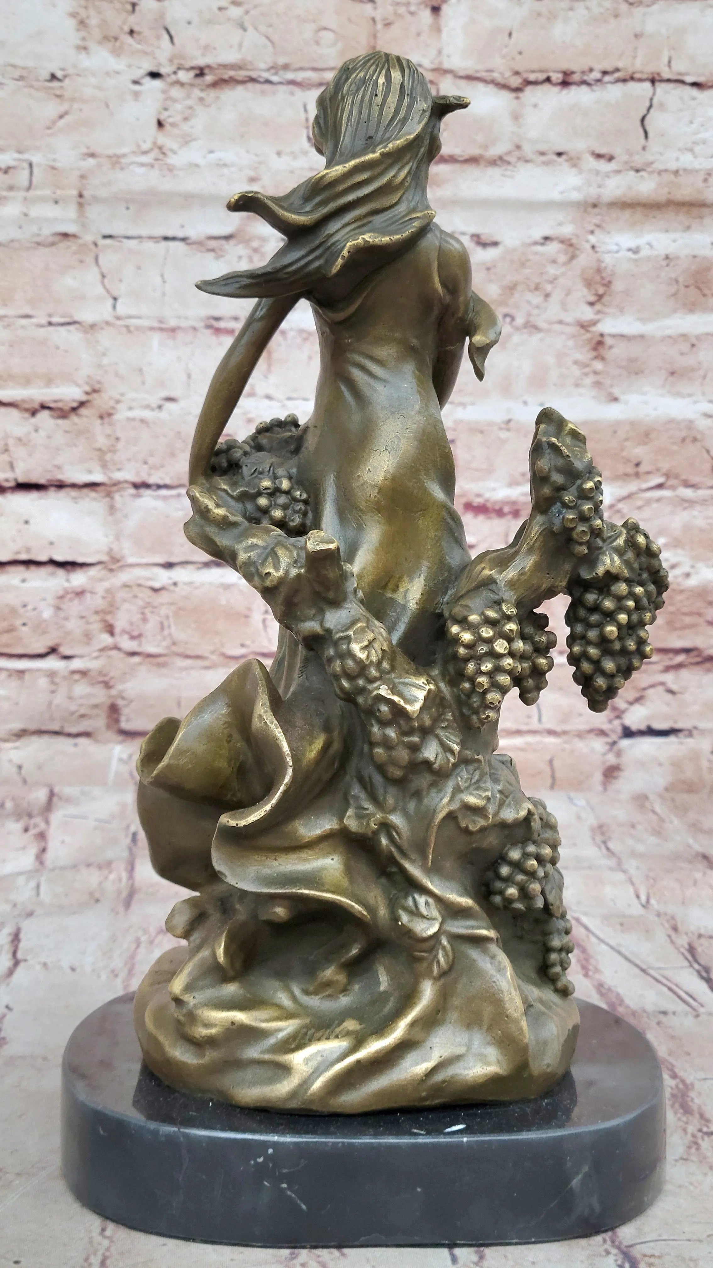 Bronze Sculpture of a Girl Harvesting Grapes - Wine Bacchus Dionysus Art Deco