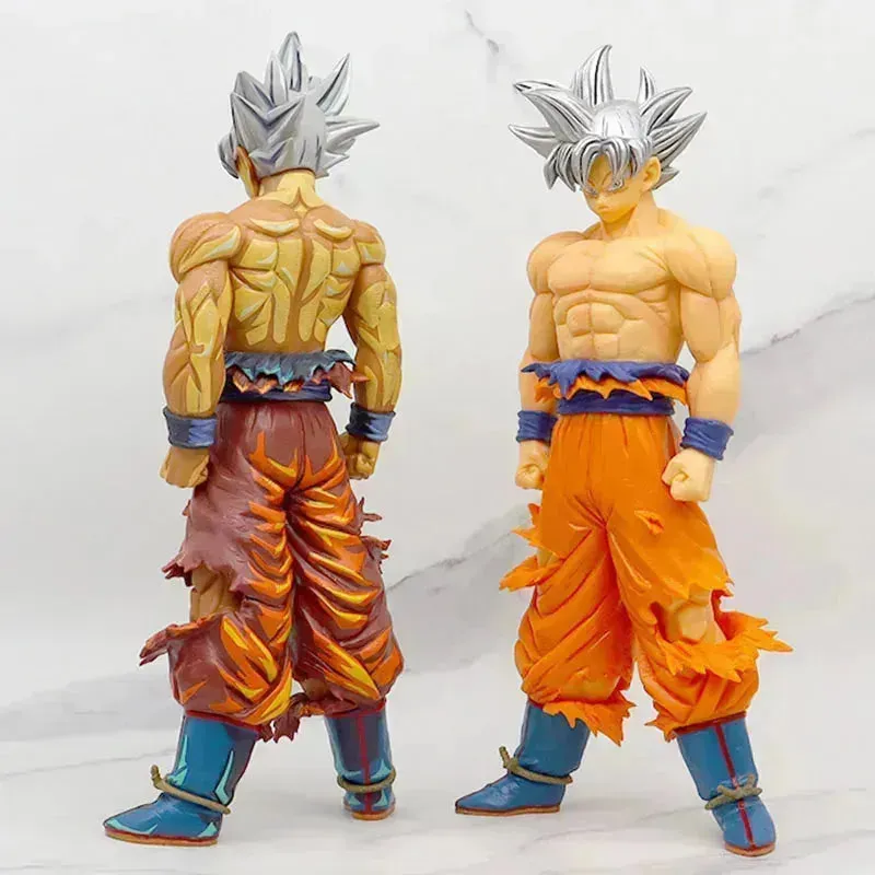 Dragon Ball Z Ultra Instinct Goku Figurine (30 cm)