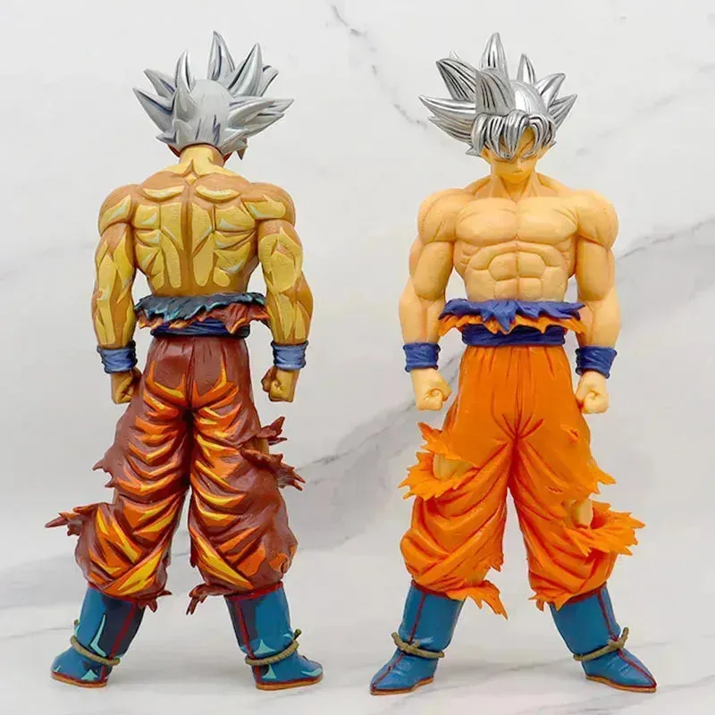 Dragon Ball Z Ultra Instinct Goku Figurine (30 cm)